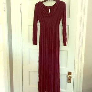 Mother bee EUC maternity off shoulder maxi dress